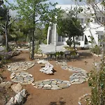 Mandorla Apartment *