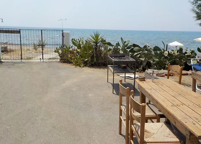 Mandorla Λάρδος